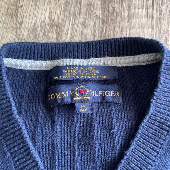 Tommy Hilfiger sweater vest - Picture 2 of 3
